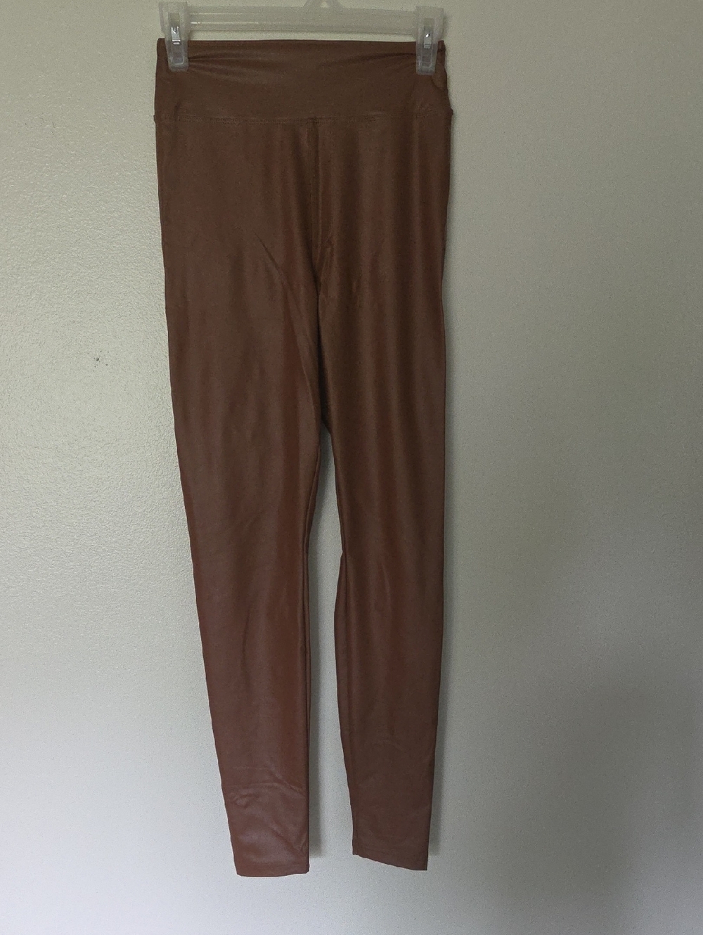 aerie Offline High-Rise Leggings in Faux Leather Caramel Brown